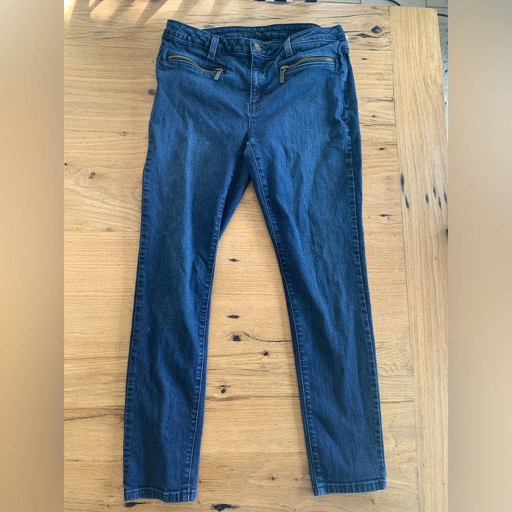 Michael Kors Zipper Pockets Skinny Leg Jean Blue‎ Med Wash Women’s 8 Preloved